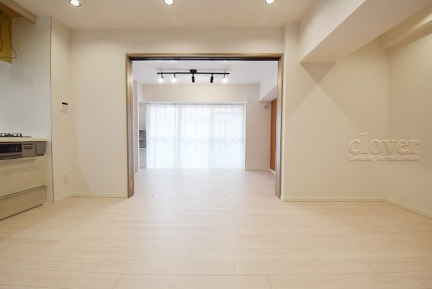apartment 東京都渋谷区神宮前４丁目11-6　プレファス表参道7F