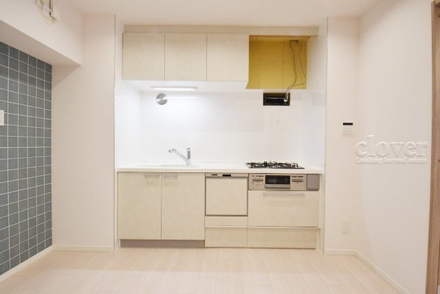 apartment 東京都渋谷区神宮前４丁目11-6　プレファス表参道7F