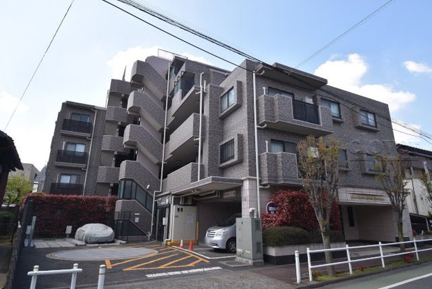 apartment 東京都渋谷区神宮前４丁目11-6　プレファス表参道7F