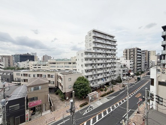 apartment 東京都渋谷区神宮前４丁目11-6　プレファス表参道7F