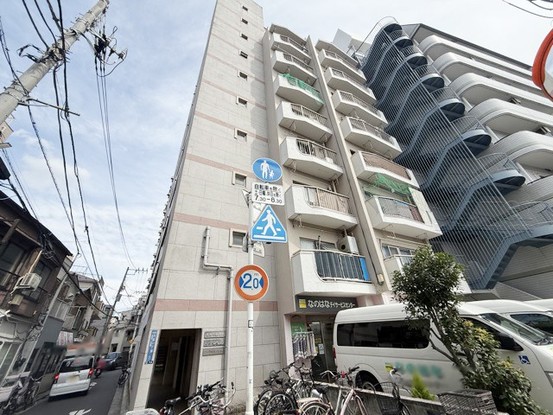apartment 東京都渋谷区神宮前４丁目11-6　プレファス表参道7F