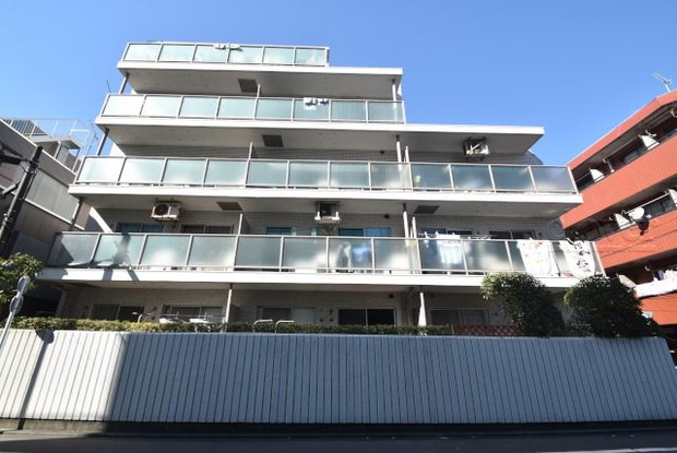 apartment 東京都渋谷区神宮前４丁目11-6　プレファス表参道7F