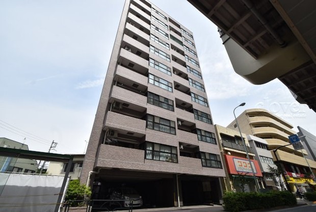 apartment 東京都渋谷区神宮前４丁目11-6　プレファス表参道7F