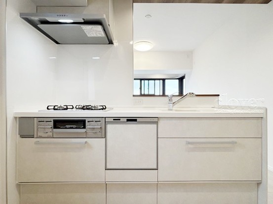 apartment 東京都渋谷区神宮前４丁目11-6　プレファス表参道7F