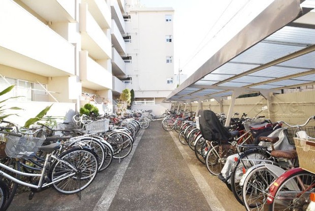 apartment 東京都渋谷区神宮前４丁目11-6　プレファス表参道7F