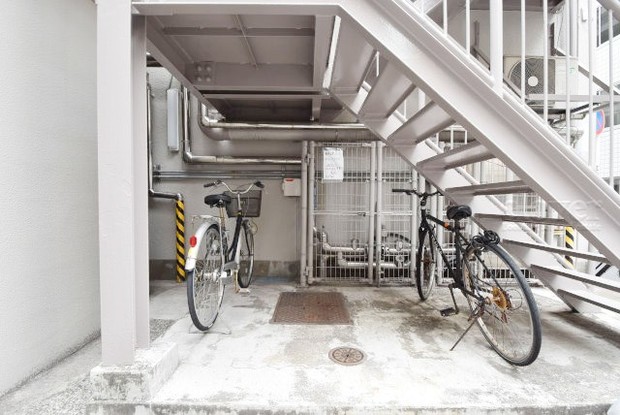 apartment 東京都渋谷区神宮前４丁目11-6　プレファス表参道7F