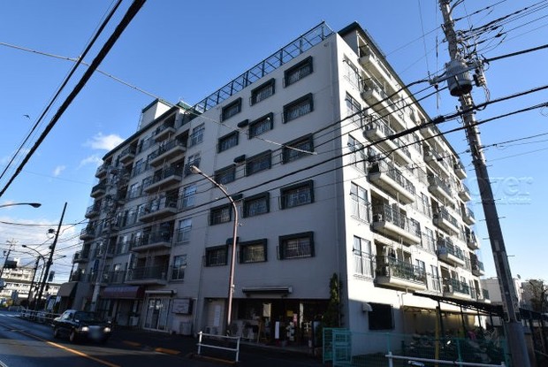 apartment 東京都渋谷区神宮前４丁目11-6　プレファス表参道7F