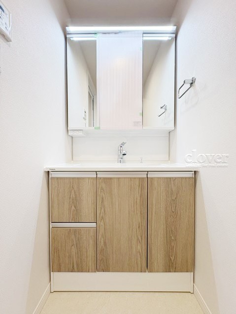 apartment 東京都渋谷区神宮前４丁目11-6　プレファス表参道7F