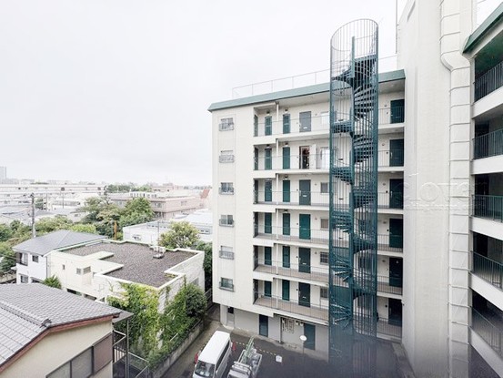 apartment 東京都渋谷区神宮前４丁目11-6　プレファス表参道7F