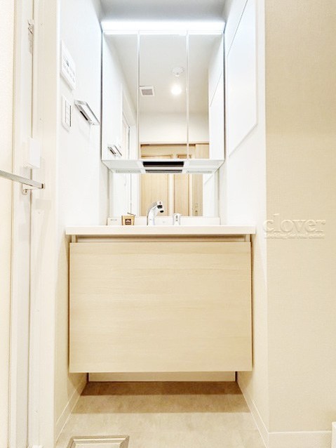 apartment 東京都渋谷区神宮前４丁目11-6　プレファス表参道7F