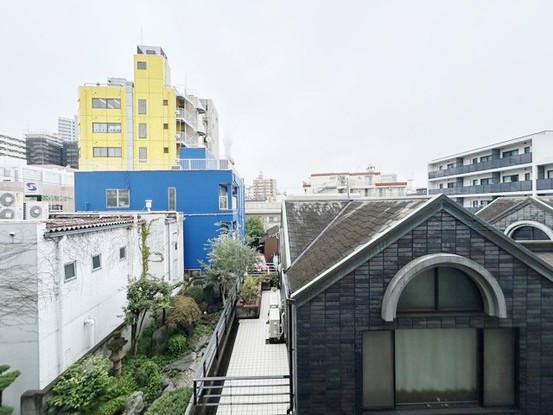 apartment 東京都渋谷区神宮前４丁目11-6　プレファス表参道7F