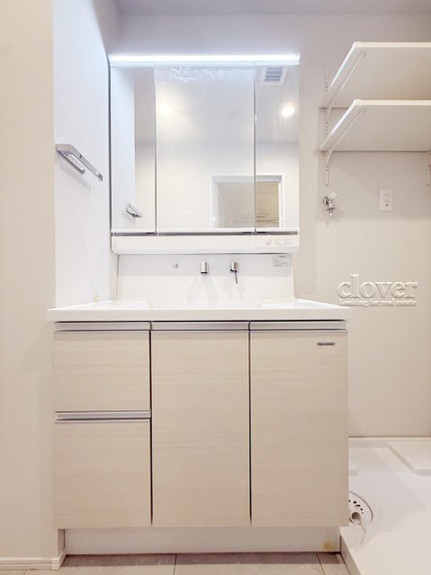 apartment 東京都渋谷区神宮前４丁目11-6　プレファス表参道7F