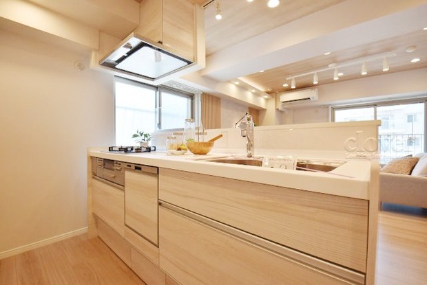 apartment 東京都渋谷区神宮前４丁目11-6　プレファス表参道7F
