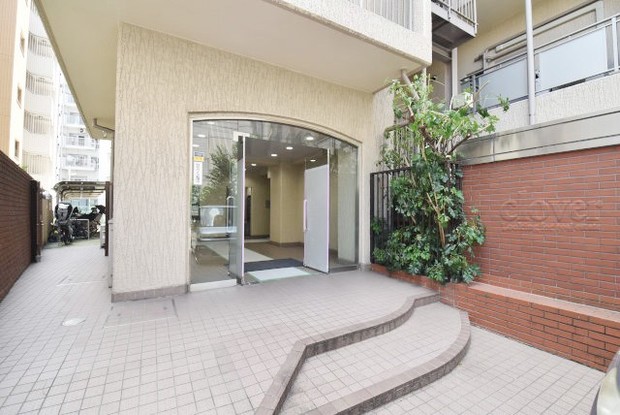 apartment 東京都渋谷区神宮前４丁目11-6　プレファス表参道7F