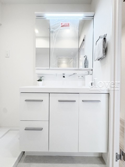 apartment 東京都渋谷区神宮前４丁目11-6　プレファス表参道7F