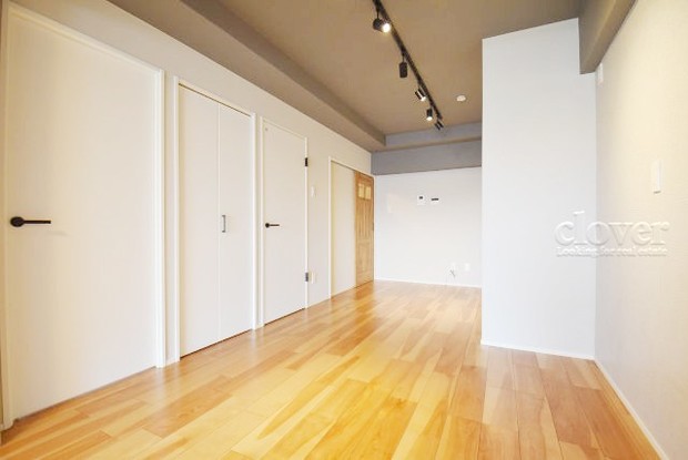 apartment 東京都渋谷区神宮前４丁目11-6　プレファス表参道7F