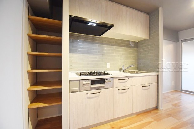 apartment 東京都渋谷区神宮前４丁目11-6　プレファス表参道7F