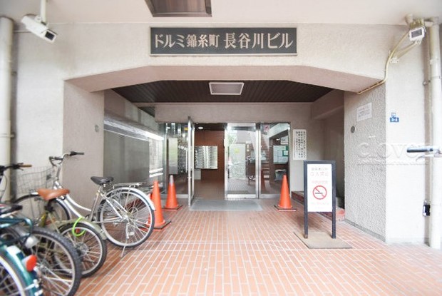 apartment 東京都渋谷区神宮前４丁目11-6　プレファス表参道7F