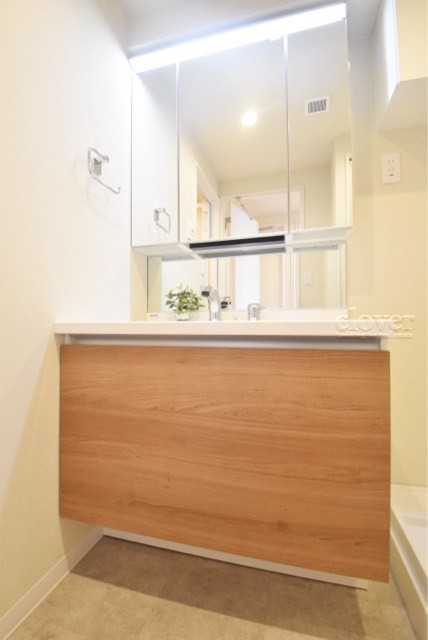 apartment 東京都渋谷区神宮前４丁目11-6　プレファス表参道7F