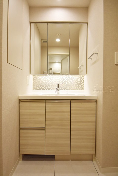 apartment 東京都渋谷区神宮前４丁目11-6　プレファス表参道7F