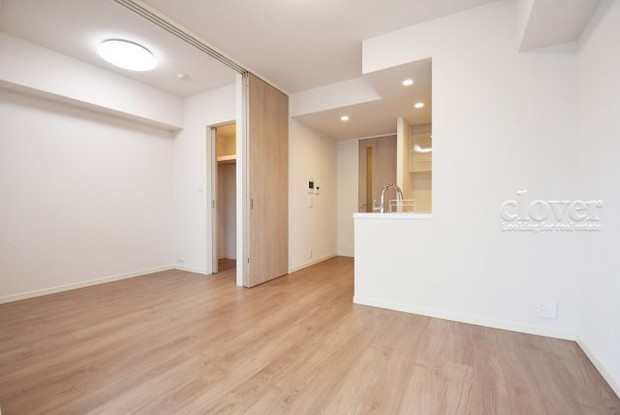 apartment 東京都渋谷区神宮前４丁目11-6　プレファス表参道7F