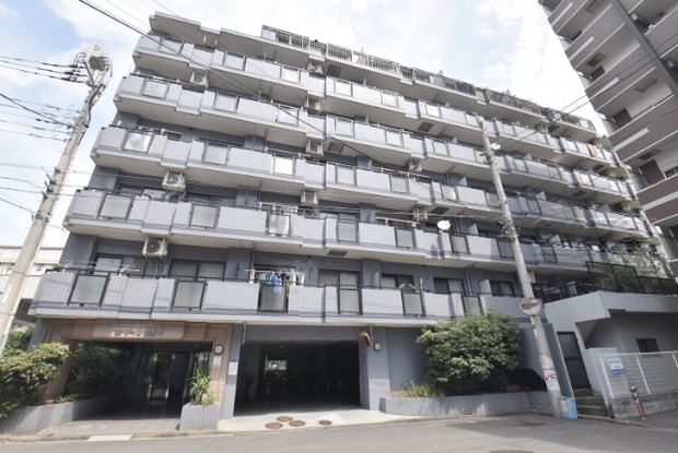 apartment 東京都渋谷区神宮前４丁目11-6　プレファス表参道7F