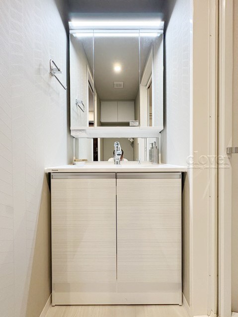 apartment 東京都渋谷区神宮前４丁目11-6　プレファス表参道7F