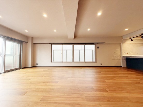 apartment 東京都渋谷区神宮前４丁目11-6　プレファス表参道7F