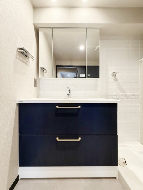 apartment 東京都渋谷区神宮前４丁目11-6　プレファス表参道7F