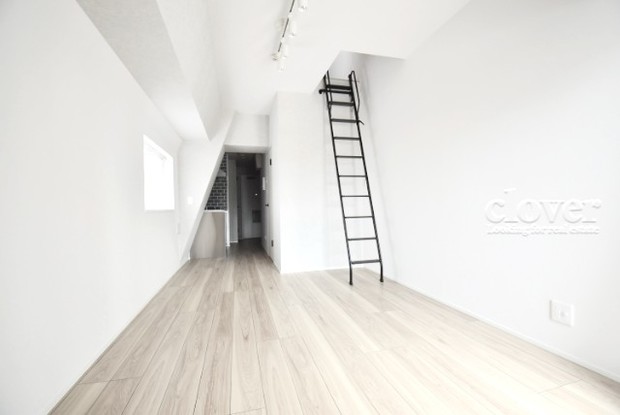 apartment 東京都渋谷区神宮前４丁目11-6　プレファス表参道7F