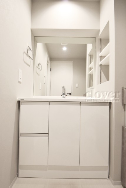 apartment 東京都渋谷区神宮前４丁目11-6　プレファス表参道7F