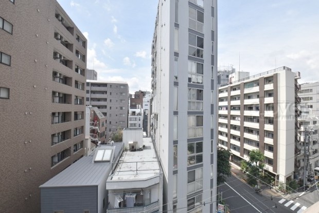 apartment 東京都渋谷区神宮前４丁目11-6　プレファス表参道7F