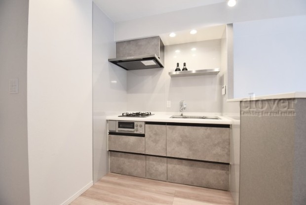 apartment 東京都渋谷区神宮前４丁目11-6　プレファス表参道7F