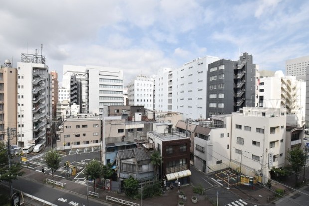 apartment 東京都渋谷区神宮前４丁目11-6　プレファス表参道7F