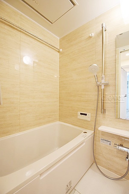 apartment 東京都渋谷区神宮前４丁目11-6　プレファス表参道7F
