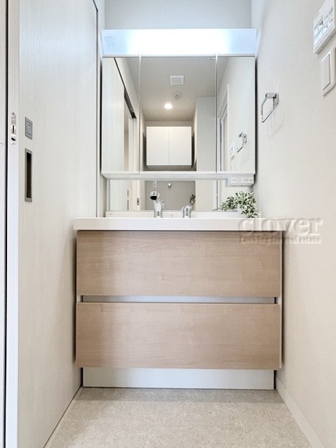 apartment 東京都渋谷区神宮前４丁目11-6　プレファス表参道7F