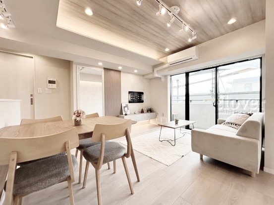apartment 東京都渋谷区神宮前４丁目11-6　プレファス表参道7F