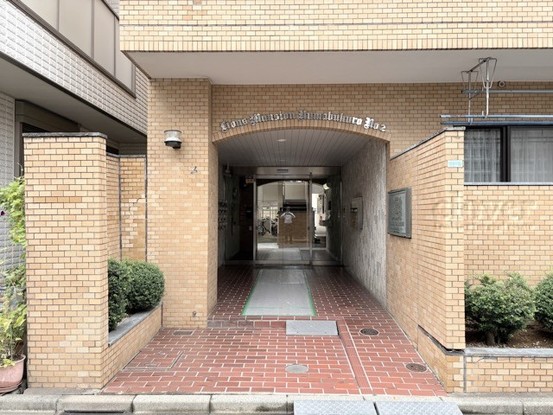 apartment 東京都渋谷区神宮前４丁目11-6　プレファス表参道7F