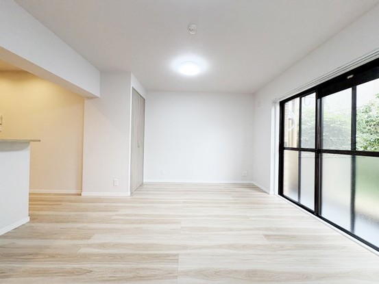 apartment 東京都渋谷区神宮前４丁目11-6　プレファス表参道7F