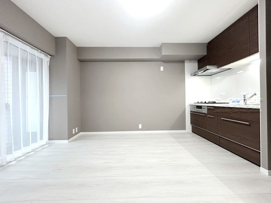 apartment 東京都渋谷区神宮前４丁目11-6　プレファス表参道7F