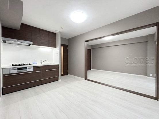 apartment 東京都渋谷区神宮前４丁目11-6　プレファス表参道7F