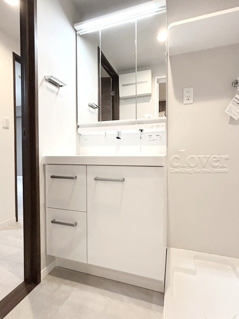 apartment 東京都渋谷区神宮前４丁目11-6　プレファス表参道7F