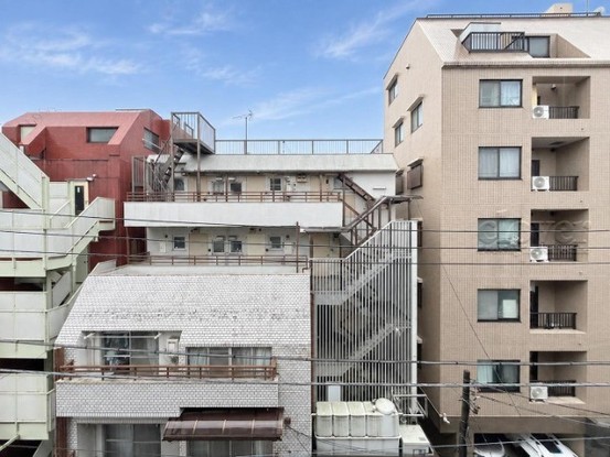 apartment 東京都渋谷区神宮前４丁目11-6　プレファス表参道7F