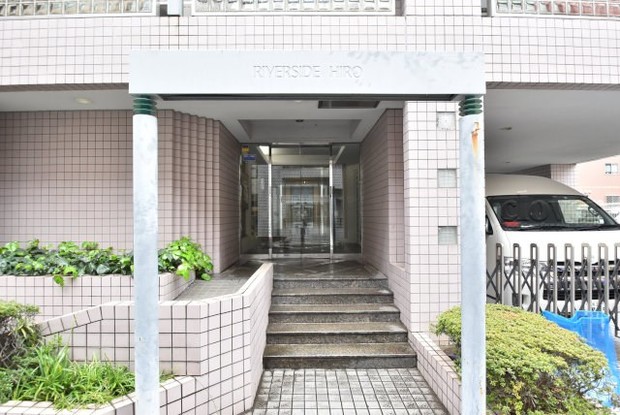 apartment 東京都渋谷区神宮前４丁目11-6　プレファス表参道7F
