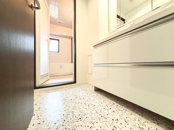apartment 東京都立川市錦町２丁目6-2 ステラNKビル1F