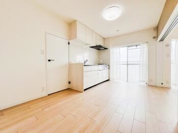 apartment 東京都立川市錦町２丁目6-2 ステラNKビル1F