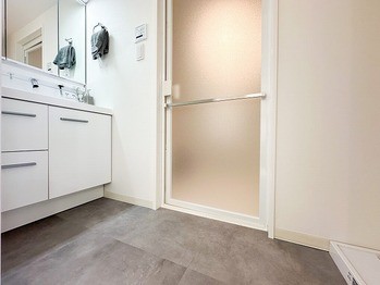 apartment 東京都立川市錦町２丁目6-2 ステラNKビル1F