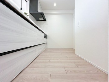 apartment 東京都立川市錦町２丁目6-2 ステラNKビル1F