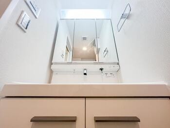 apartment 東京都立川市錦町２丁目6-2 ステラNKビル1F