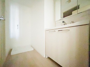 apartment 東京都立川市錦町２丁目6-2 ステラNKビル1F